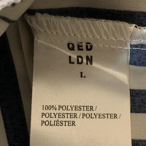 QED LONDON Stripped Tie Up Front Top size Large - Picture 14 of 14